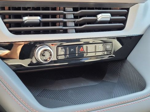 New 2026 Ford Explorer Active RWD image 22