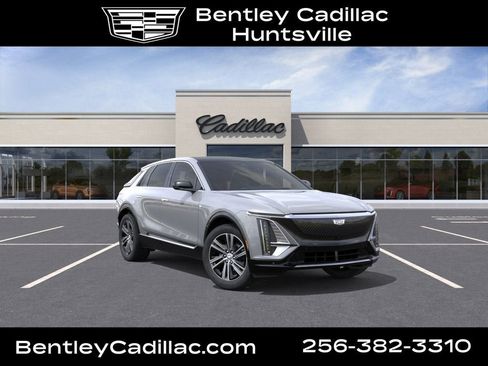 New 2026 Cadillac Lyriq Luxury RWD image 1