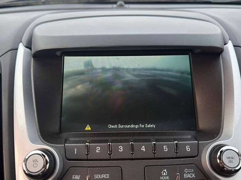 Used 2014 Chevrolet Equinox LT w/ Driver Convenience Package image 4