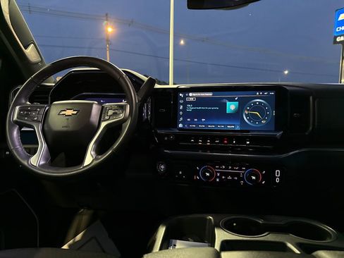 Used 2025 Chevrolet Silverado 1500 LT w/ Safety Package image 15