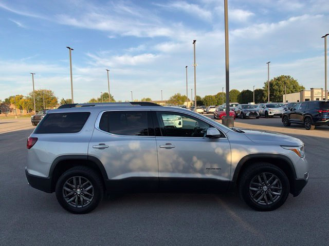 Used 2019 GMC Acadia SLT AWD/4WD image 9