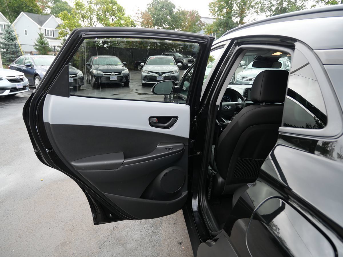 Used 2019 Hyundai Kona SEL AWD/4WD image 25