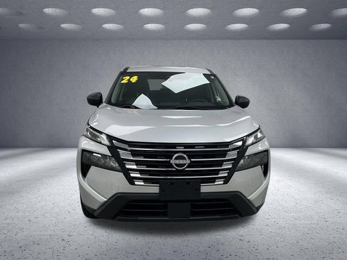 Used 2024 Nissan Rogue S FWD image 8