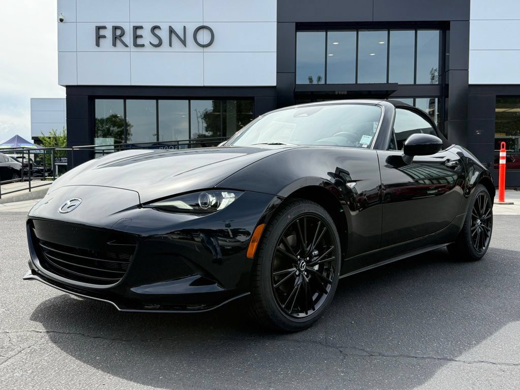 New 2026 MAZDA MX-5 Miata Club w/ Interior Package RWD image 3
