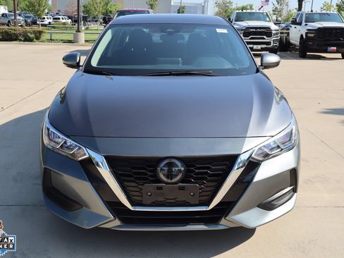 Used 2023 Nissan Sentra SV FWD image 9