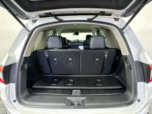 New 2025 Honda Pilot EX-L image 19