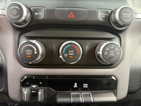 Used 2024 RAM 2500 Big Horn w/ Bed Utility Group AWD/4WD image 31