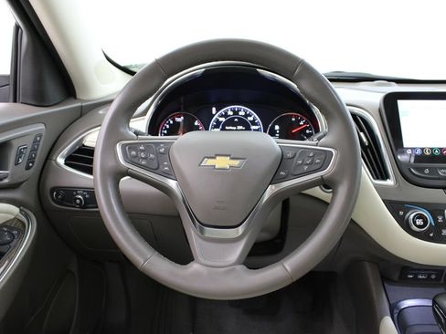 Used 2024 Chevrolet Malibu LT FWD image 24