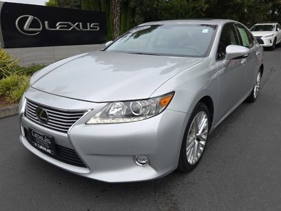 Used 2014 Lexus ES 350 w/ Luxury Package