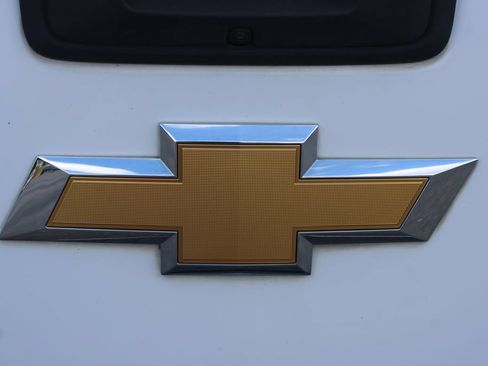 Used 2018 Chevrolet Silverado 1500 LT w/ All Star Edition RWD image 18
