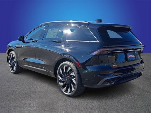 New 2026 Lincoln Nautilus Reserve w/ Jet Appearance Package image 4