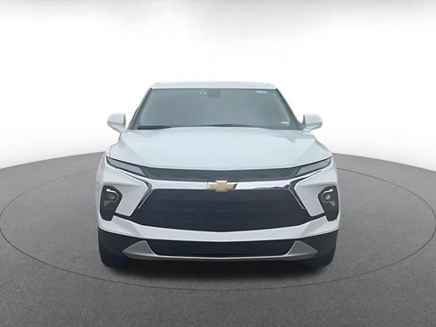 Used 2025 Chevrolet Blazer LT FWD image 4