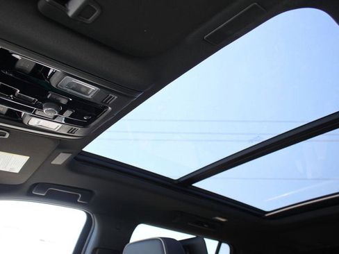 New 2026 Chevrolet Tahoe Premier image 18