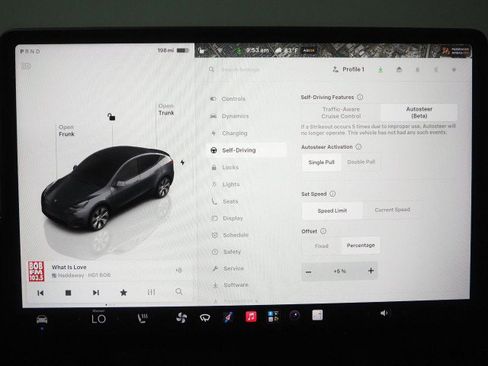 Used 2023 Tesla Model Y Long Range AWD/4WD image 28