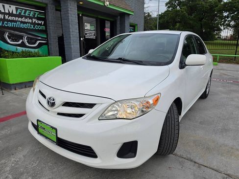 Used 2011 Toyota Corolla LE FWD image 56