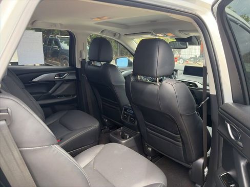 Used 2023 MAZDA CX-9 Touring image 11