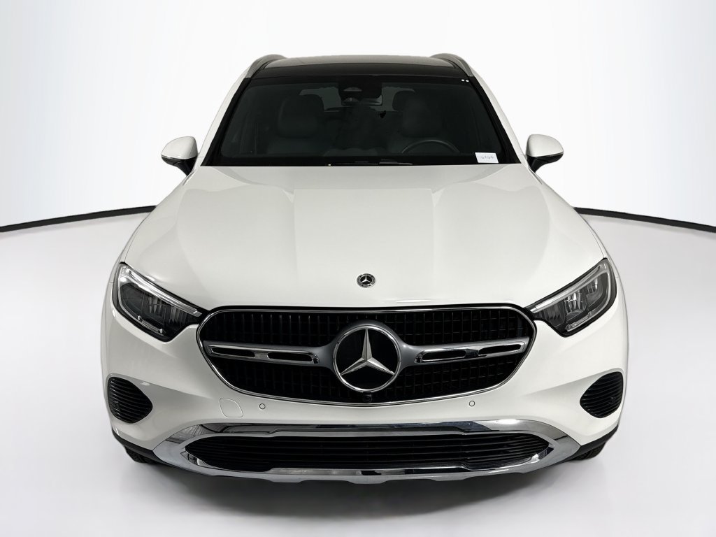 Certified 2026 Mercedes-Benz GLC 300 image 2