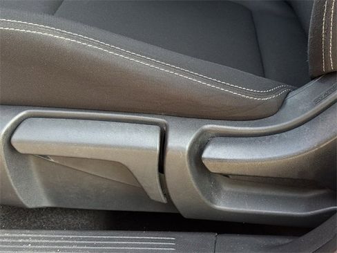 Used 2023 Nissan Rogue S image 25