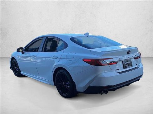 Certified 2025 Toyota Camry SE w/ Convenience Package image 7