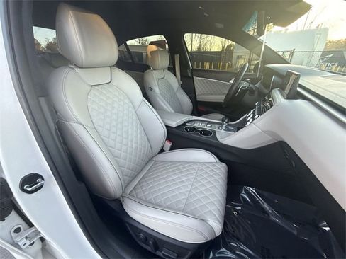 Used 2023 Genesis G70 3.3T w/ Sport Prestige Package image 23