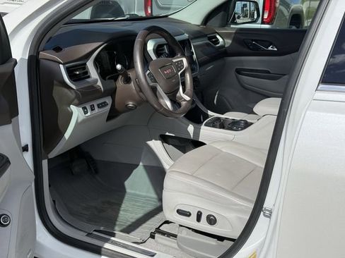 Used 2020 GMC Acadia SLT w/ Driver Alert Package II FWD image 12