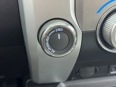 Used 2016 Toyota Tundra Limited w/ Limited Premium Package image 25