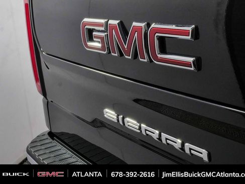 Used 2022 GMC Sierra 1500 SLT w/ SLT Premium Plus Package RWD image 36