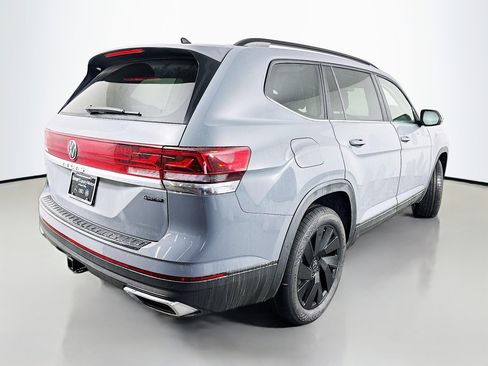 New 2026 Volkswagen Atlas SE image 7