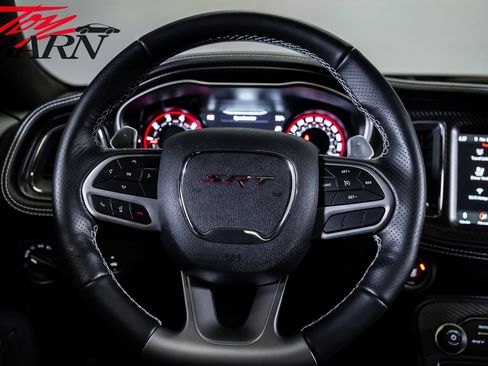 Used 2022 Dodge Challenger SRT Hellcat RWD image 27