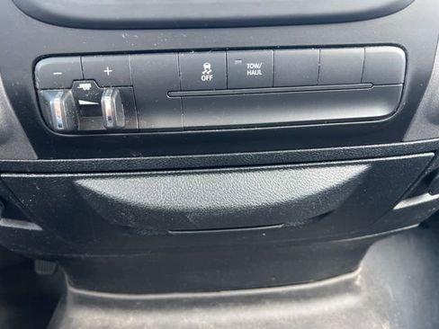 Used 2018 RAM 1500 Express w/ Express Value Package image 17