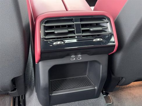 Used 2026 BMW 530i xDrive image 43