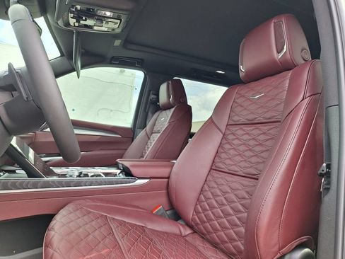 New 2026 Cadillac Escalade Sport w/ Touring Package AWD/4WD image 28