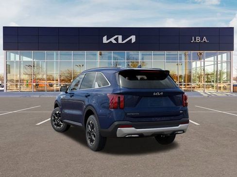 New 2026 Kia Sorento S image 4