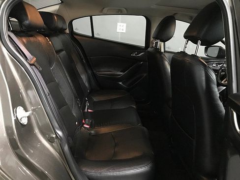 Used 2017 MAZDA MAZDA3 Grand Touring FWD image 17