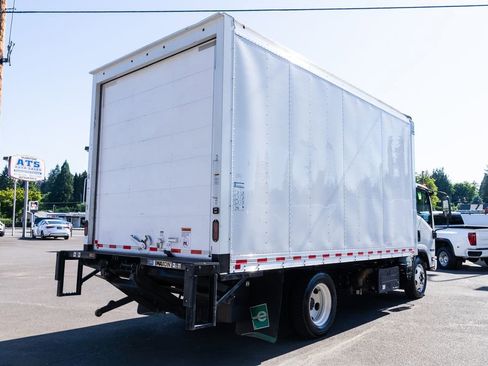 Used 2023 Isuzu NPR RWD image 7