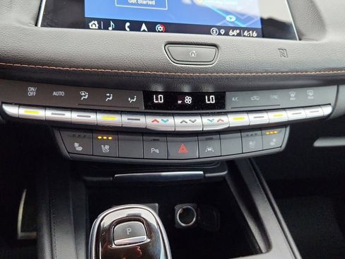 Used 2021 Cadillac XT4 Sport AWD/4WD image 28