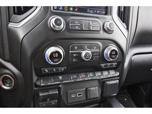 Used 2021 GMC Sierra 2500 AT4 AWD/4WD image 23