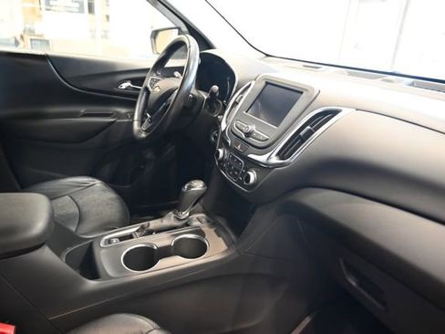 Used 2021 Chevrolet Equinox LT AWD/4WD image 13