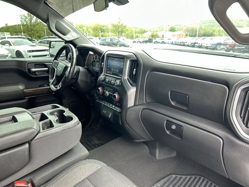 Used 2022 Chevrolet Silverado 1500 RST w/ LPO, Dark Essentials Package AWD/4WD image 15