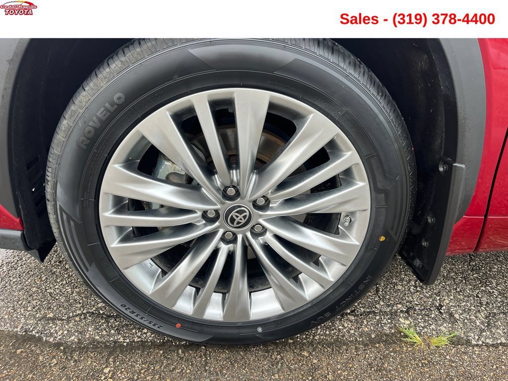 Used 2023 Toyota Highlander Platinum AWD/4WD image 13