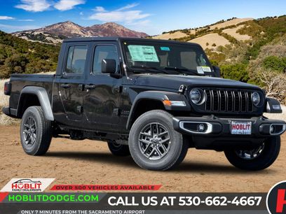 New 2026 Jeep Gladiator Sport