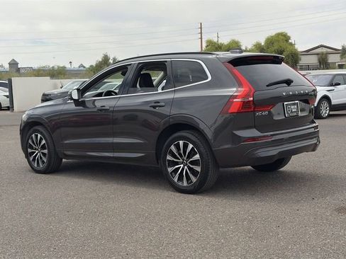 Used 2023 Volvo XC60 B5 Core w/ Climate Package AWD/4WD image 9