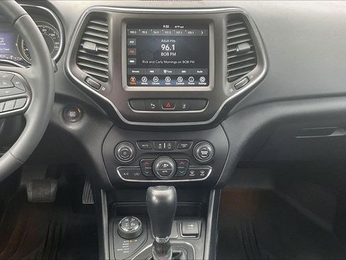 Used 2021 Jeep Cherokee Trailhawk w/ Trailer Tow Group image 9