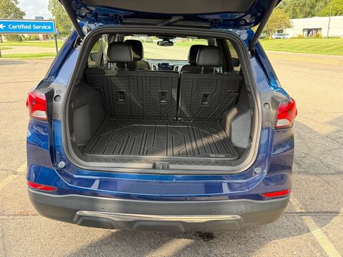 Certified 2023 Chevrolet Equinox Premier AWD/4WD image 5