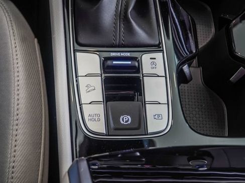 Certified 2025 Hyundai Tucson SEL FWD image 19
