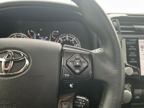 Used 2022 Toyota 4Runner TRD Off-Road Premium image 20