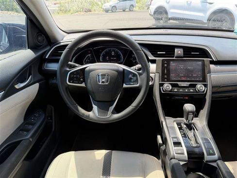 Used 2016 Honda Civic EX image 9