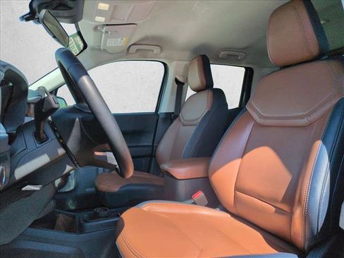 Used 2024 Ford Maverick Lariat AWD/4WD image 16