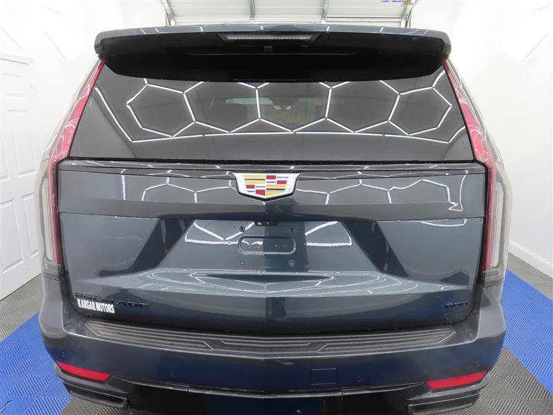 Used 2022 Cadillac Escalade Sport Platinum AWD/4WD image 11