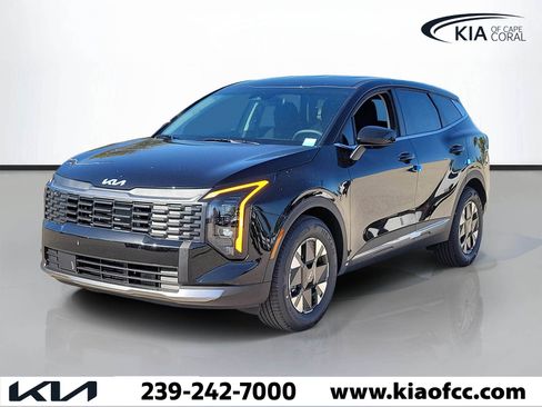 New 2026 Kia Sportage LX FWD image 3